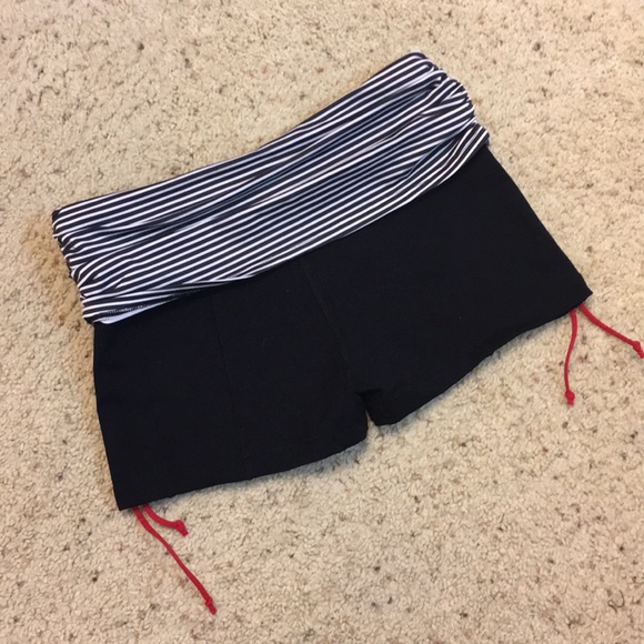 Great Cond Bebe Sport Workout Shorts - Picture 6 of 8